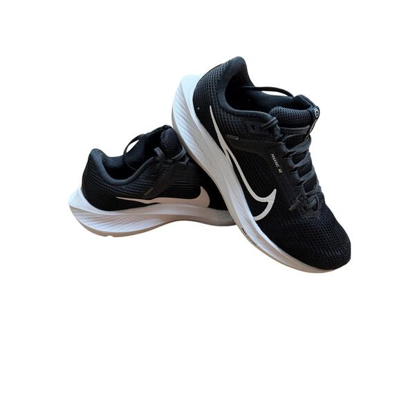 Nike Shoes - Nike Air Zoom Pegasus 40 Running Shoes Black White Women's 7.5 GUC